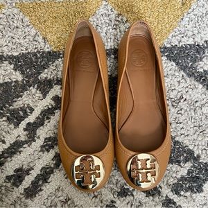 Tory Burch Tan Reva Ballet Flats Size 7